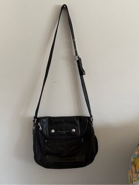 Marc Jacobs Black Leather Adjustable Crossbody Bag